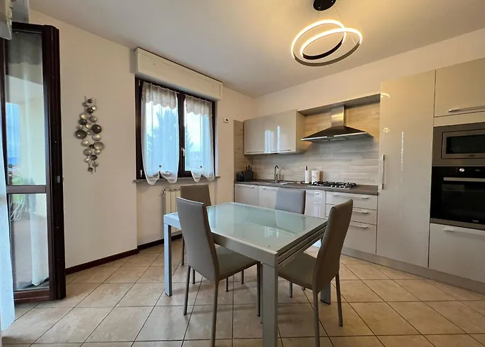 Kibilu - Via Generale Chinotto Арона